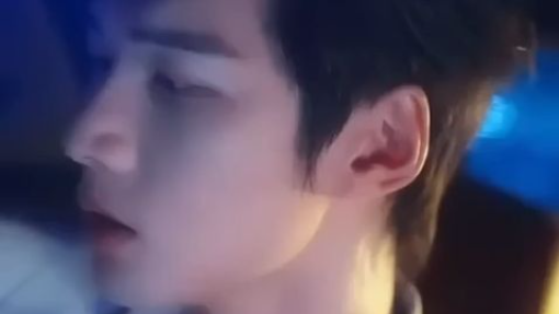 Ditolak, gadis habiskan malam dengan CEO dingin lalu pergi