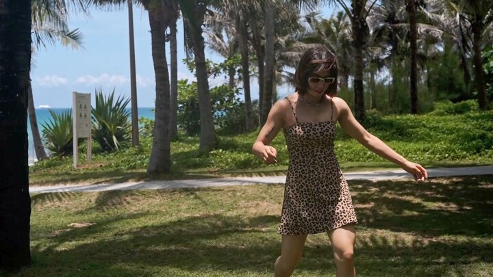 Breaking at the beach, I have to dance barefoot