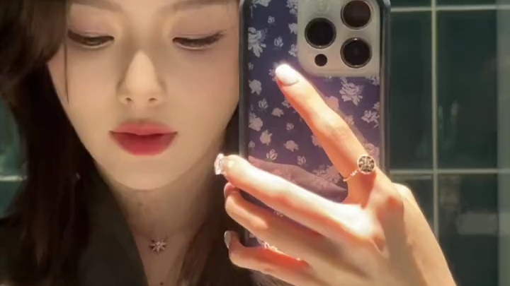 陈卓璇清唱动漫【进击的巨人】插曲《Call of silence》！！