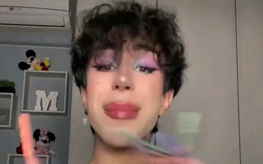 【maurorossiello】Aku adalah penata riasmu～