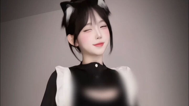 Hanya boleh suka padaku