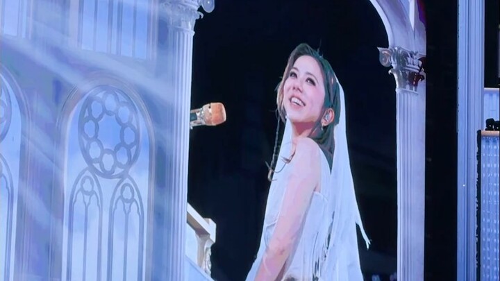 شاهد حفلة جي جيه عن قرب! حقًا مُعبِّرة وصادقة من القلب!