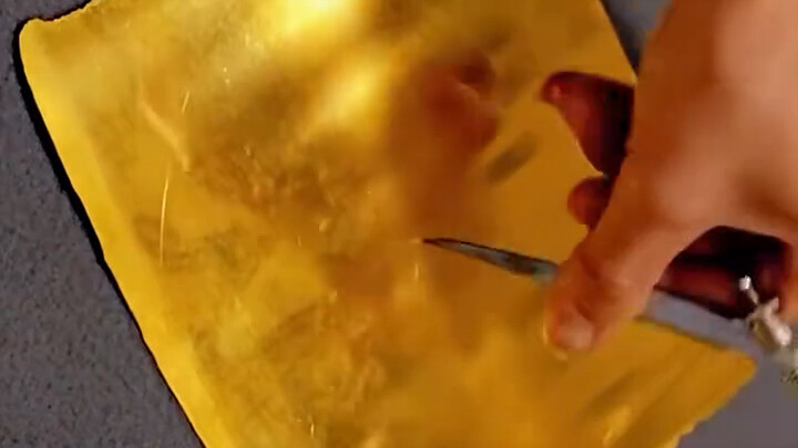 The entire process of making a large golden teapot—super stress-relieving