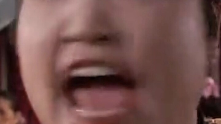 لا عيب في حبّ شيء ما بحدّ ذاته، لكن هل يعقل أن نعتبر “التخبط العشوائي” هو “الحبّ الحقيقي”؟