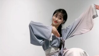 As soon as the divination sounded, Han Tang appeared "Ruyan" and "Rabbit Forced to Work"