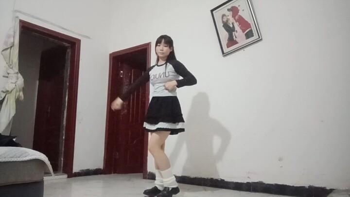 10后初中生第一次跳夏天笑容1.2  jump