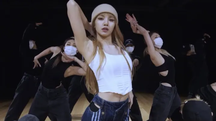 Blackpink Lisa Solo Dance