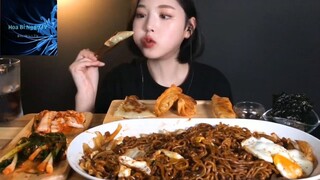 Mukbang mì cay Hàn Quốc p4 #anngon