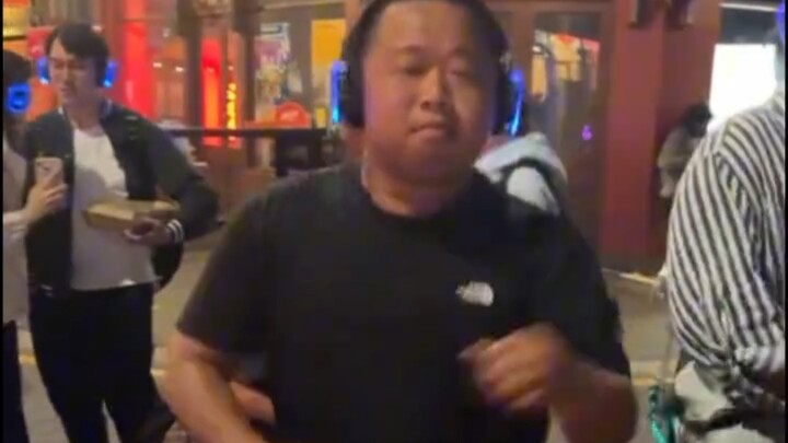 亚洲“舞王”—蓝战非？并不是浪得虚名！