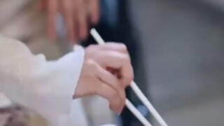 คุณหนูแกล้งพิการจับได้ว่าแฟนหักหลัง ไปแต่งกับซีอีโอเศรษฐี...เขาคุกเขาขอคืน ดีถึงหน้าประตู