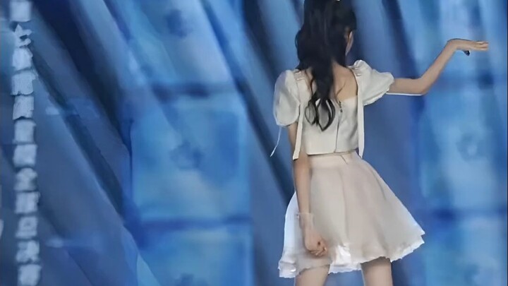 Song Xiaorui, khách mời đặc biệt tại vòng chung kết toàn cầu mùa 7 chương trình “Perfect Child Model