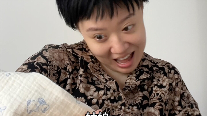 The Monkey King was born and had thin hair since childhood and couldn't do math problems