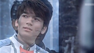 "Ultraman Tiga | Arah Pusat Dagu" Yuka Light |. Soft Light |. Faktanya, setiap orang bisa menjadi ca