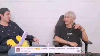 [EXO] Park Chanyeol: Are you crazy? Oh Sehun: Damn! These two kids are talking about foreign languag