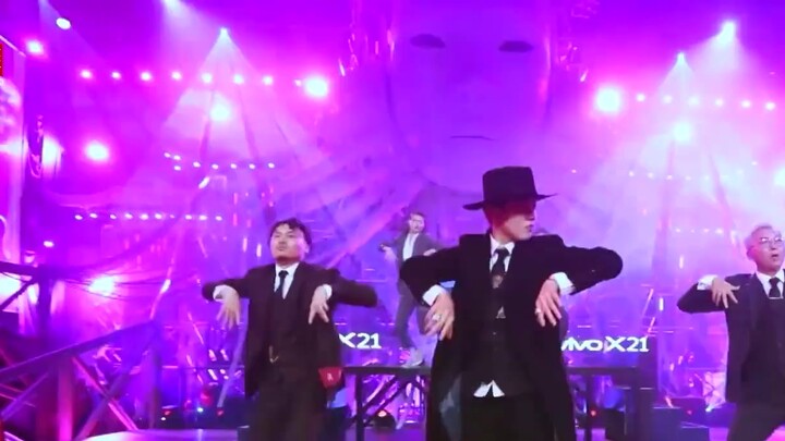 [Lu Han] Penebang kayu mengajarimu menari lagu "Tea Mountain Love Song"