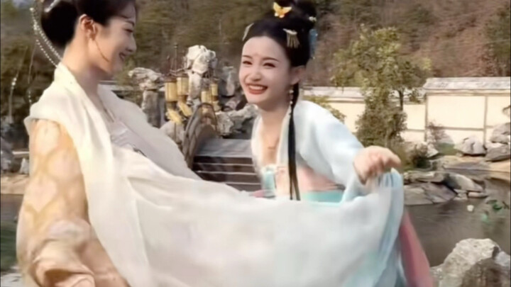 عندما تهب الرياح، فإن شالِي يعانقك قبل أن أعانقك أنا.