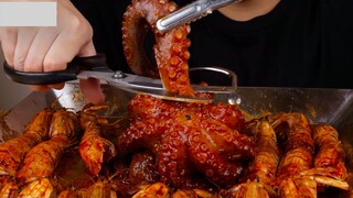 Mukbang một mâm đầy con bề bề , bạch tuộc sót cay và nấm kim châm #mukbang