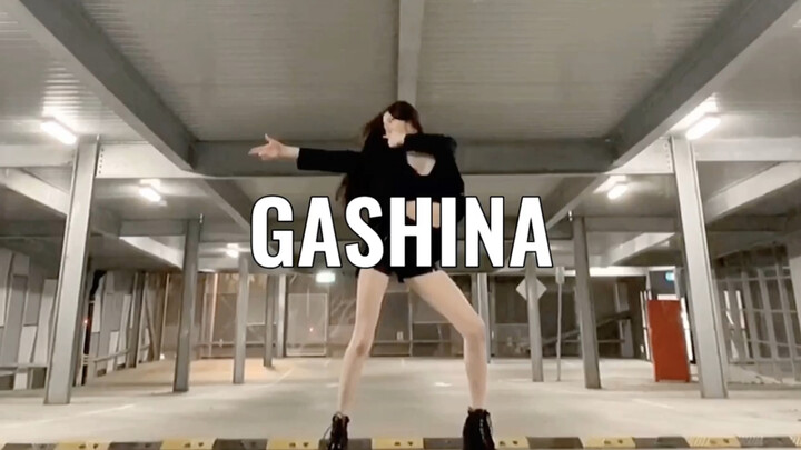 SUNMI Xuanmei-GASHINA cover dance oleh: LULU Bai Lu