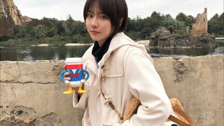 Thiếu nữ nghiện mạng ăn tám bát cơm