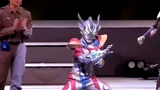 每一部特摄最精彩的部分都是这些皮套演员带给我们，感谢他们！！！特摄剧