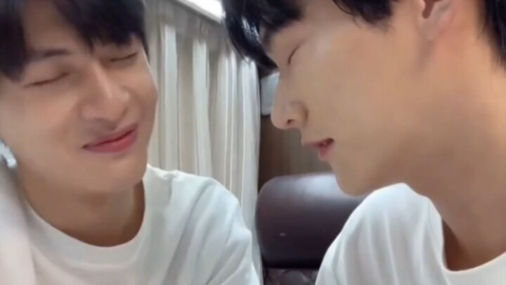 Akinetopsia: Your Brain Can’t Visualize Moving Images