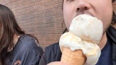 ASMR EATING SOUNDS - Honeycomb & Peanut Butter Ice Cream