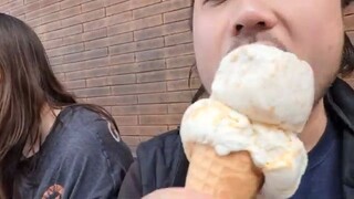ASMR EATING SOUNDS - Honeycomb & Peanut Butter Ice Cream