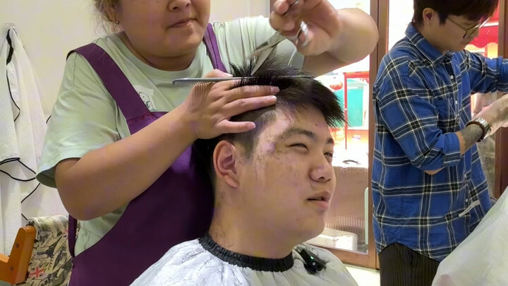 Let you walk out of this barbershop with a smile