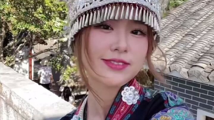 My turn—let me show you something hilarious! #Foot-Step Transition