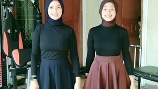 baju item gini yg ditunggu"😆