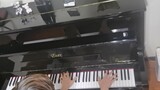 Seorang pemain piano tingkat nol telah berlatih selama 8 bulan untuk memainkan "Zhong" favoritnya.In