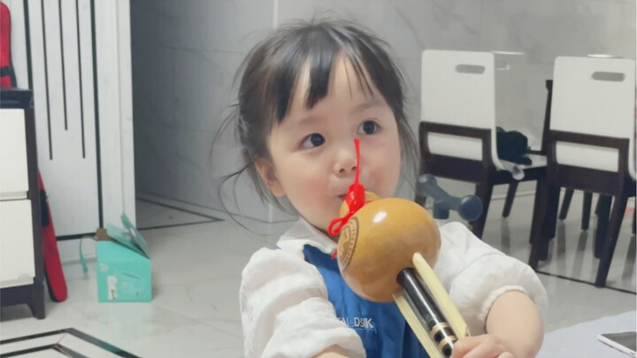Cô gái thiên tài sáo trúc!