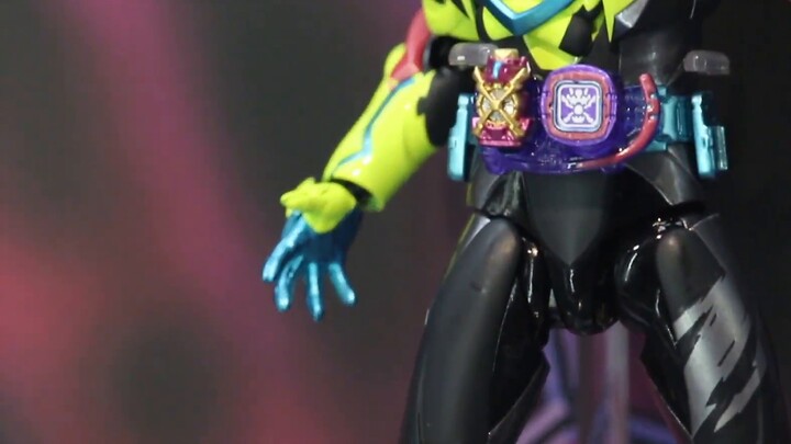 【SHFiguarts】 Kamen Rider REVICE Super Enhanced Form Thunderstorm Guilty Seal