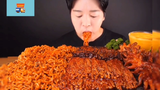 Mukbang mì cay, nấm kim châm và hải sản sốt cay #anngon