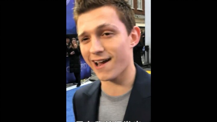 When asked about his late maturation compared to his peers, Tom Holland said: "My classmates now loo