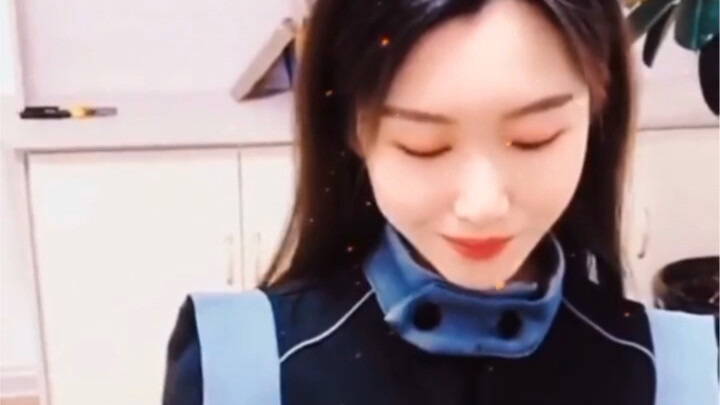 你是真饿啊？哈哈哈