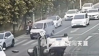Para pahlawan di sekitarku dalam Kontes Berbagi Bahagia ini sangat mengagumkan