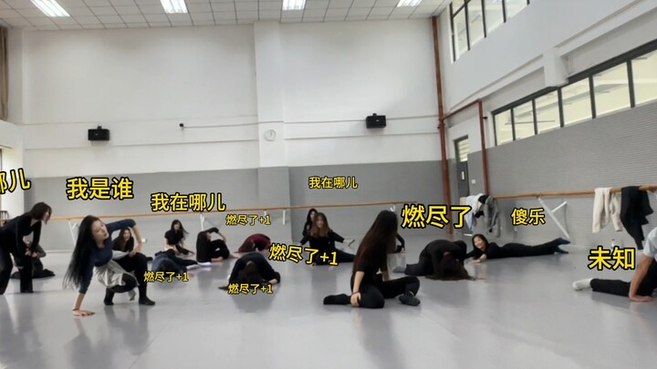 Không ai thương thì tập động tác vẩy tóc của người Va, tập xong toàn thân đau nhức.