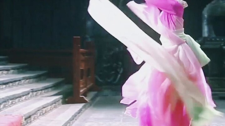 Nowadays, costume dramas don't swing water sleeves, they only wave their hands [Ancient Costume Danc