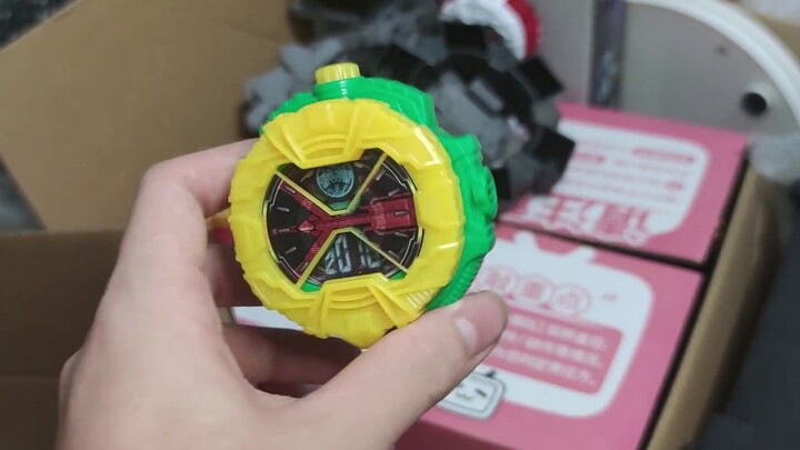 [Record and pack at the same time] 1200 yuan Kamen Rider Zi-O lucky bag packing