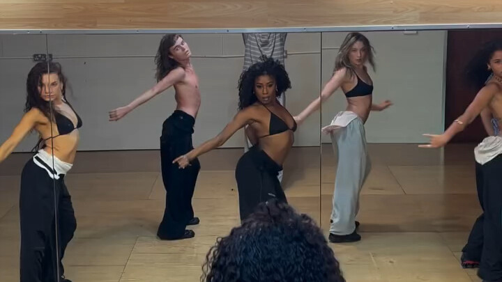 【ฉบับดั้งเดิม ออกแบบท่าเต้น】ยังไม่ทันได้ฟังเพลงหรือดูเอ็มวีก็โดนสปอยล์ไปแล้ว (หัวหมา) | ออกแบบท่าเต้