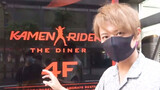 (Cetak Ulang) Saudara Xiao Ming melewati restoran bertema Kamen Rider