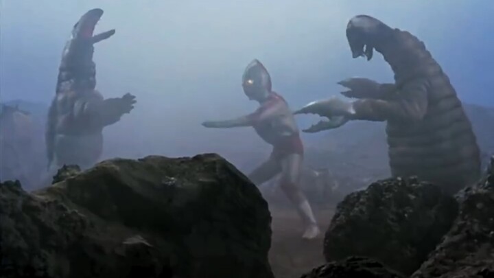 Jack kali pertama melakukan double kill dalam situasi satu lawan dua, mengacak-acak gaya rambut mons