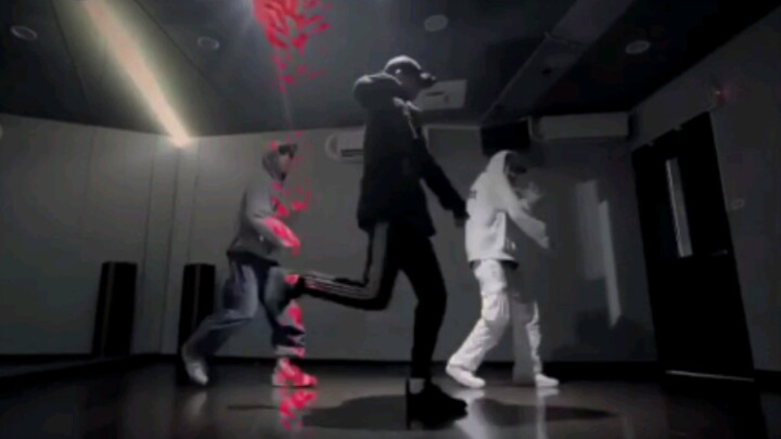 【history4 jatuh cinta padamu dari dekat】Teng Teng yang menari, aku langsung senang suamiku!