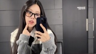 ILLIT members danced to Jungkook's 3D, Seven, and Please Don't Change | Minjoo recommended My Time o