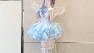 04 Boys should bring a boy home on Valentine's Day (cosplaying Rem)