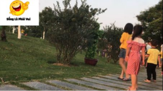 (Phần 4) Giả Làm Bụi Cây Hù Dọa Người Đi Đường :) #Prank