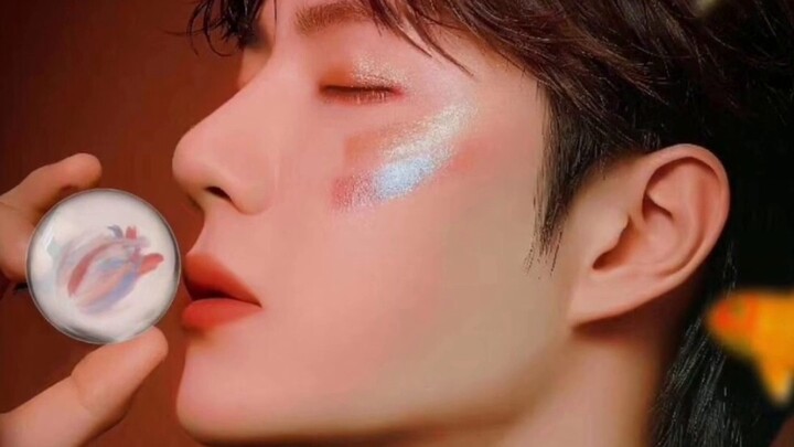 7.3 Bojun Yixiao, kotak eye shadow Shu Uemura, saya curiga mengukus adalah yang terdepan dalam pembu