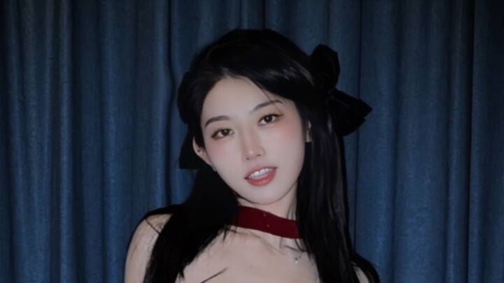 "Catwalk" Kitty is coming~