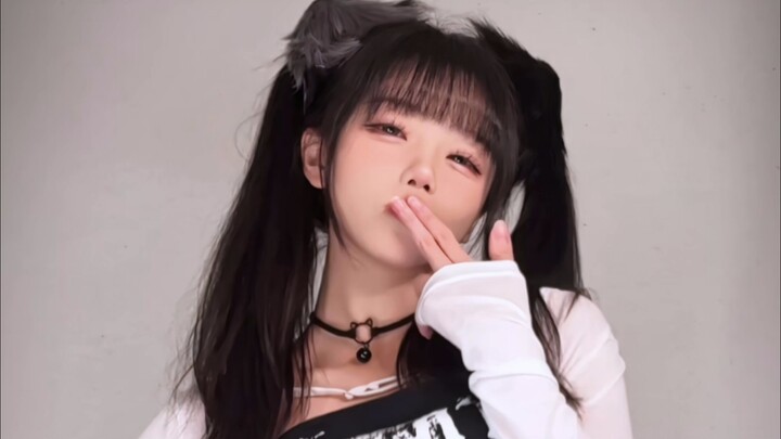 What "pickup artist king"? I'm more like the master of teasing my little brother.